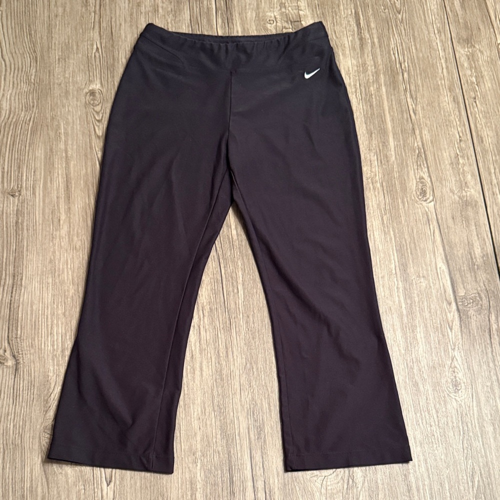 Nike Woman’s athletic pants